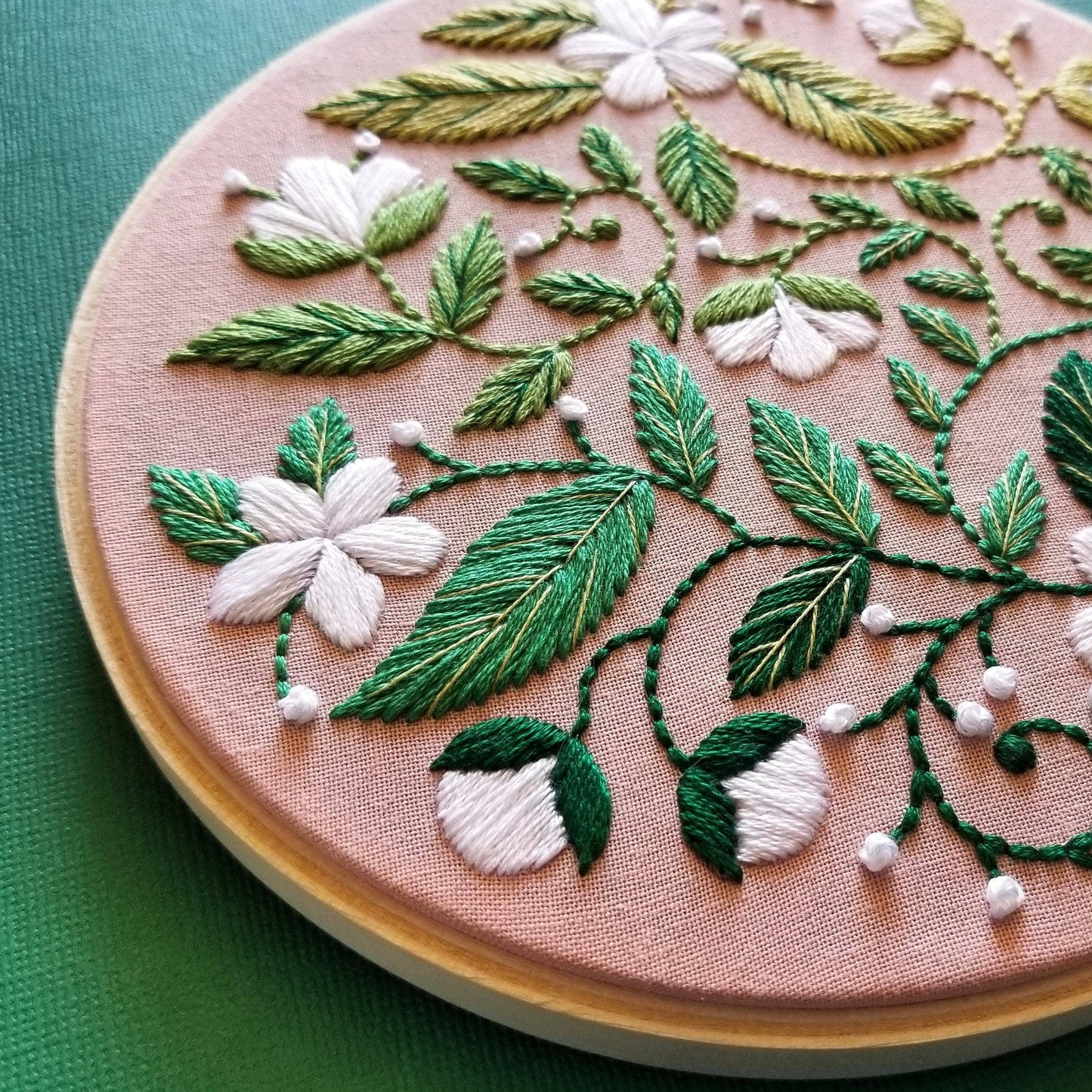 Jessica Long Embroidery - Blissful Blooms Beginner Embroidery Kit